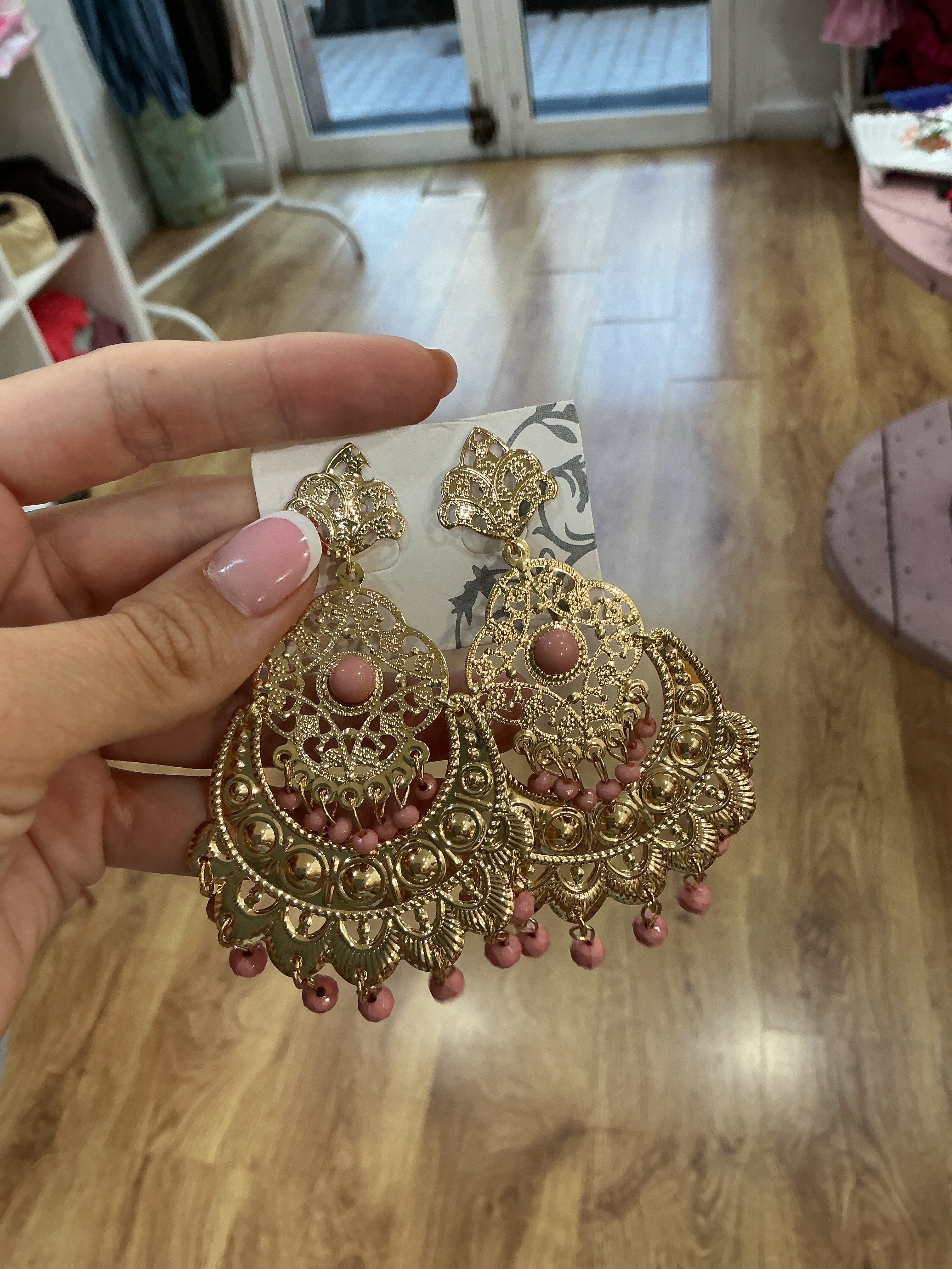 Pendiente f dorado