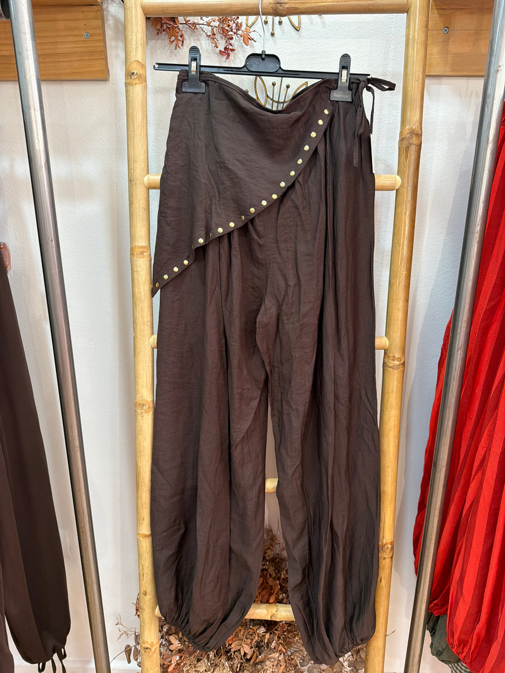 Pantalón pañuelo