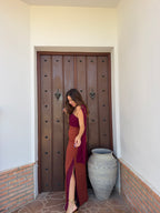Vestido bicolor con capa caldera