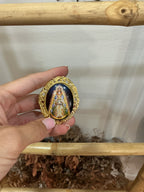 Broche f virgen