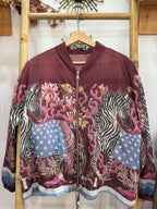 Bomber estampada