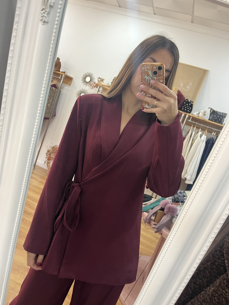 traje chaqueta raices