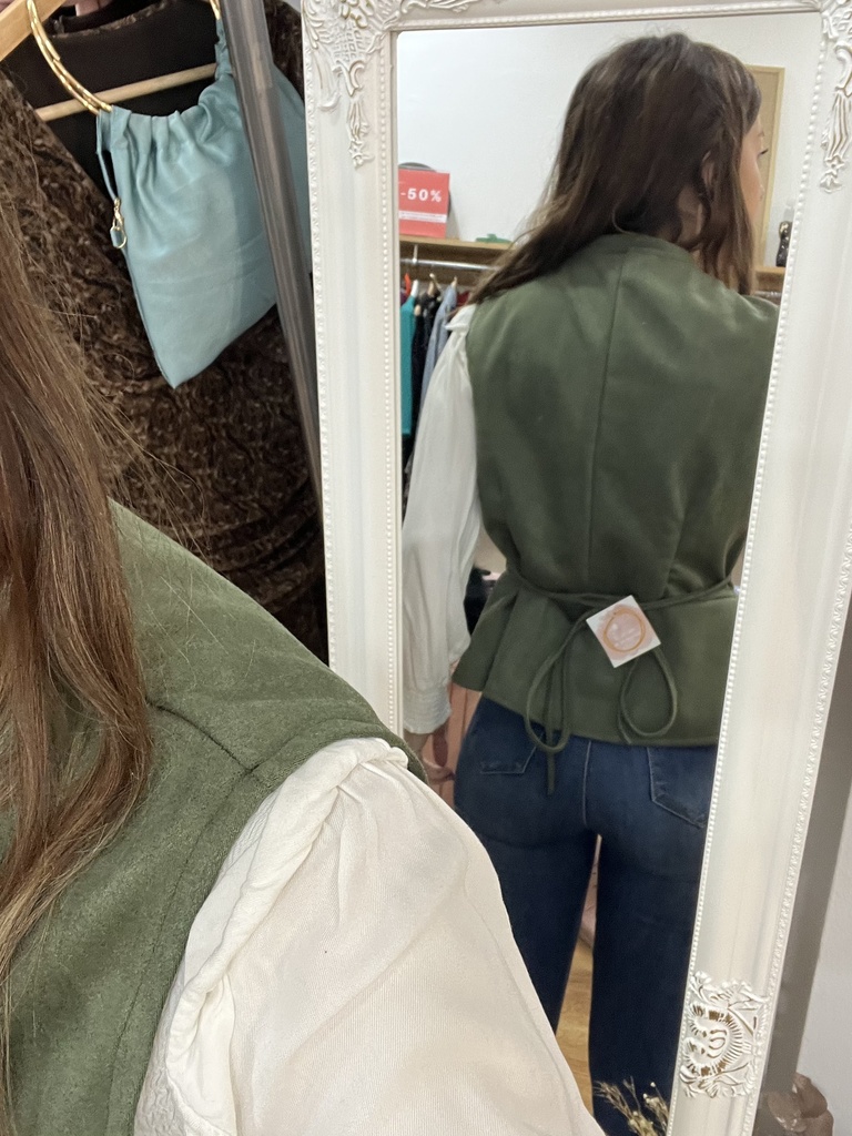 chaleco ante botones