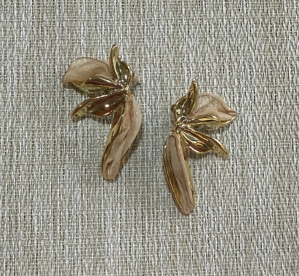 Pendiente media flor