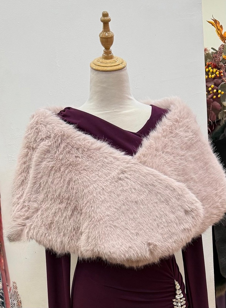 [b0262rosa1] Estola pelo mediana (Rosa1)