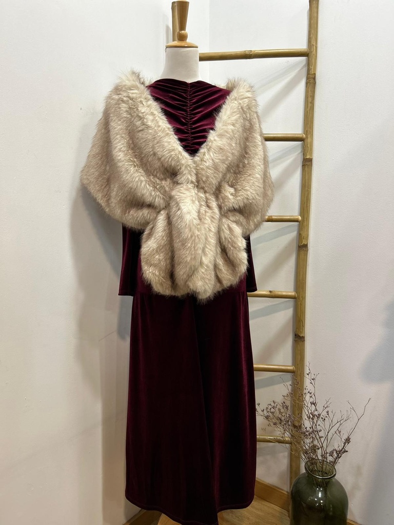 Estola Pelo Fruncido largo