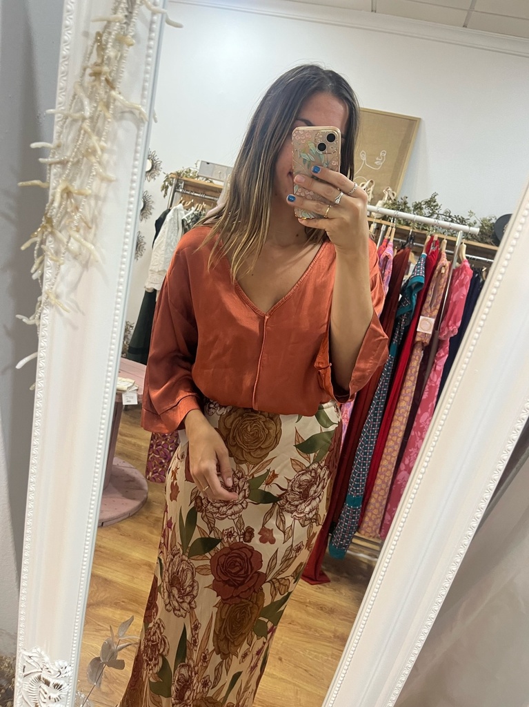 blusa satinada