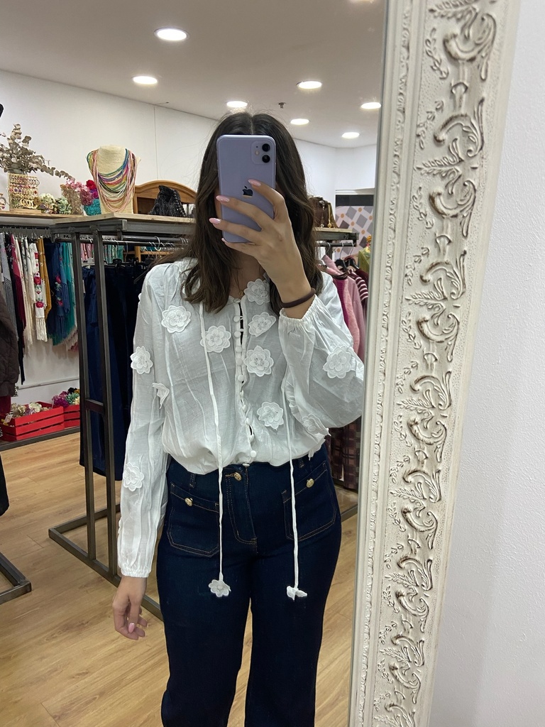 camisa flores tela