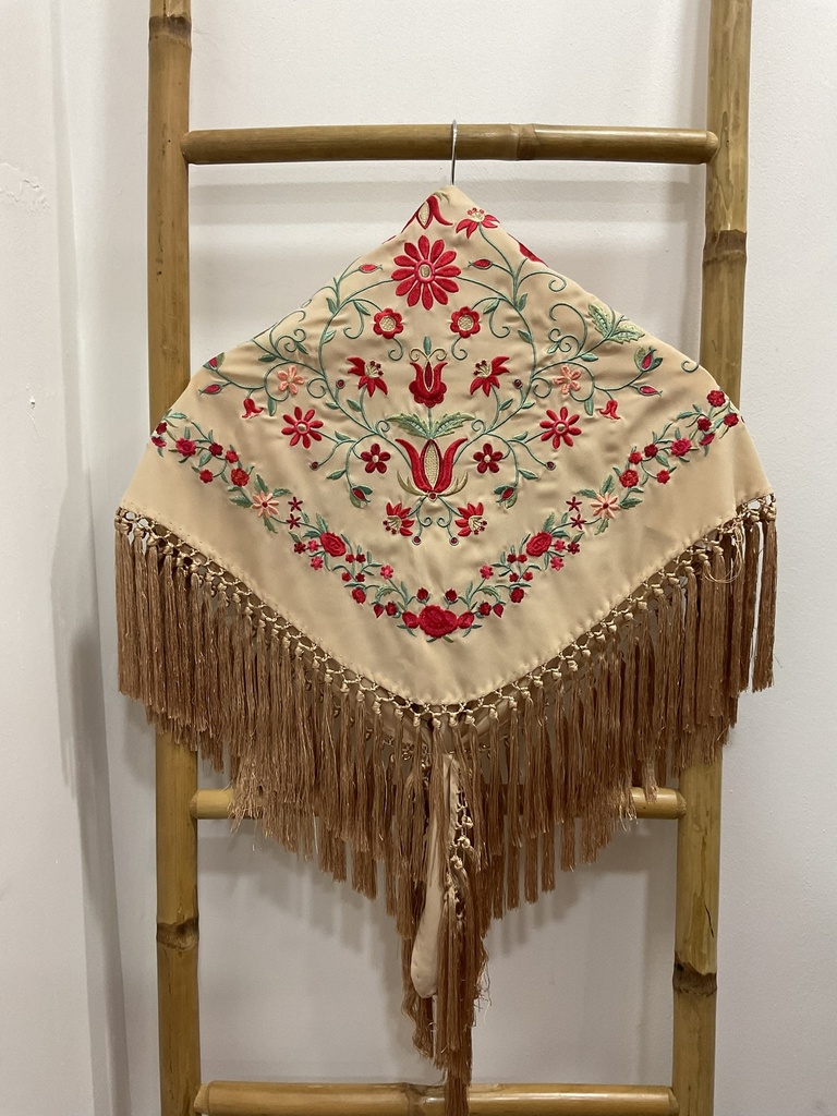 Manton flamenca acebuche