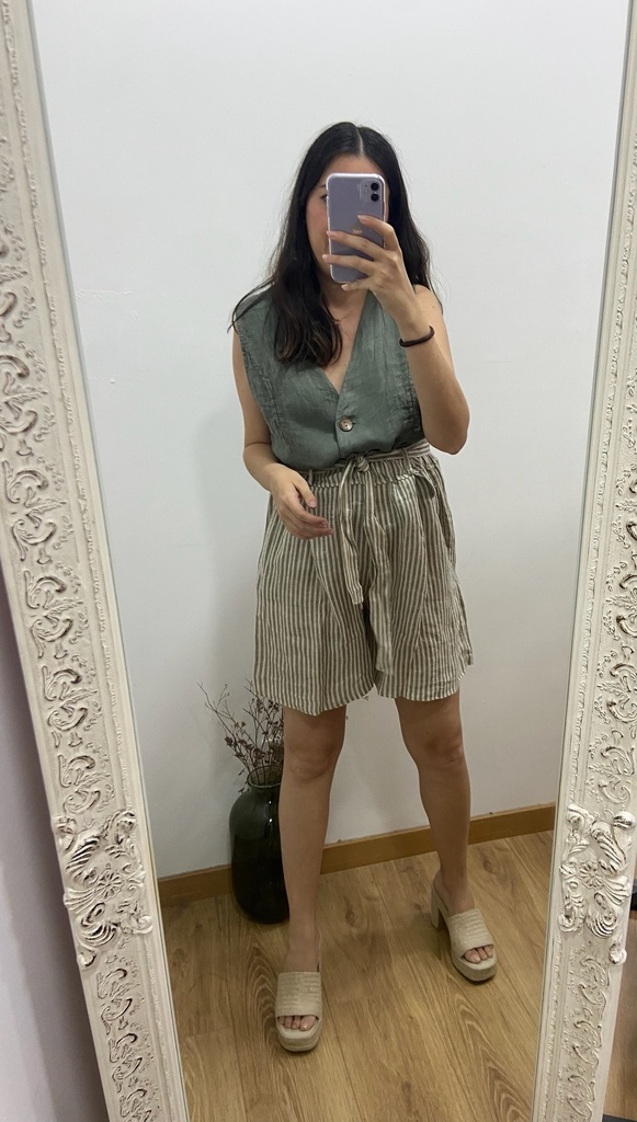 short rayas cinturon