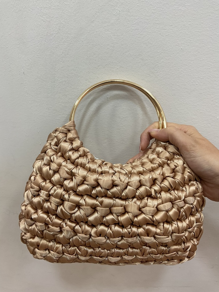 bolso crochet brillo