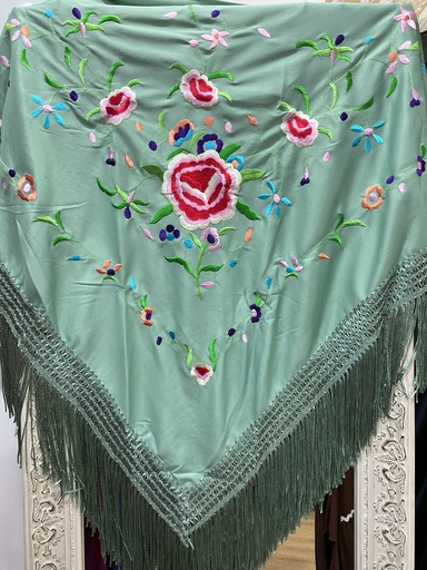 manton flamenca lola