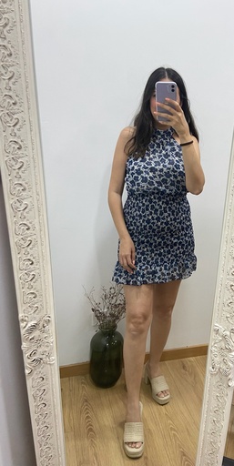 vestido corto lazo cuello