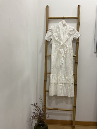 bata rociera niña perforada