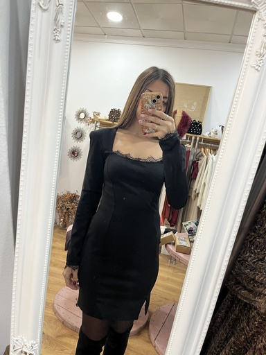 Vestido Liso con detalle